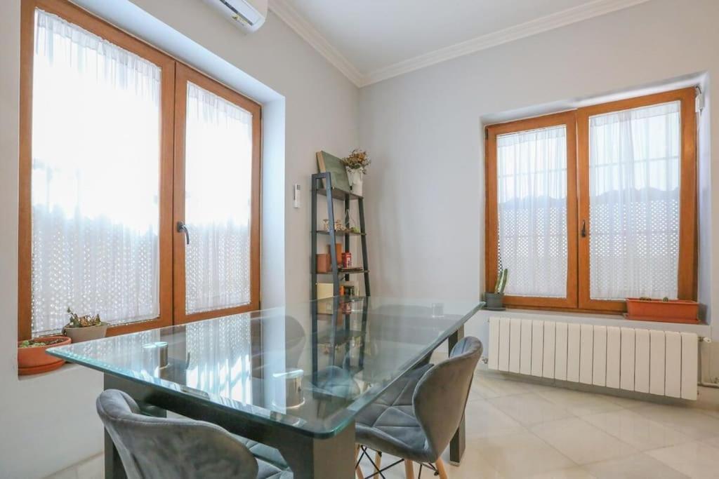 Riverwalk Suites - Puente Triana Севилья Экстерьер фото